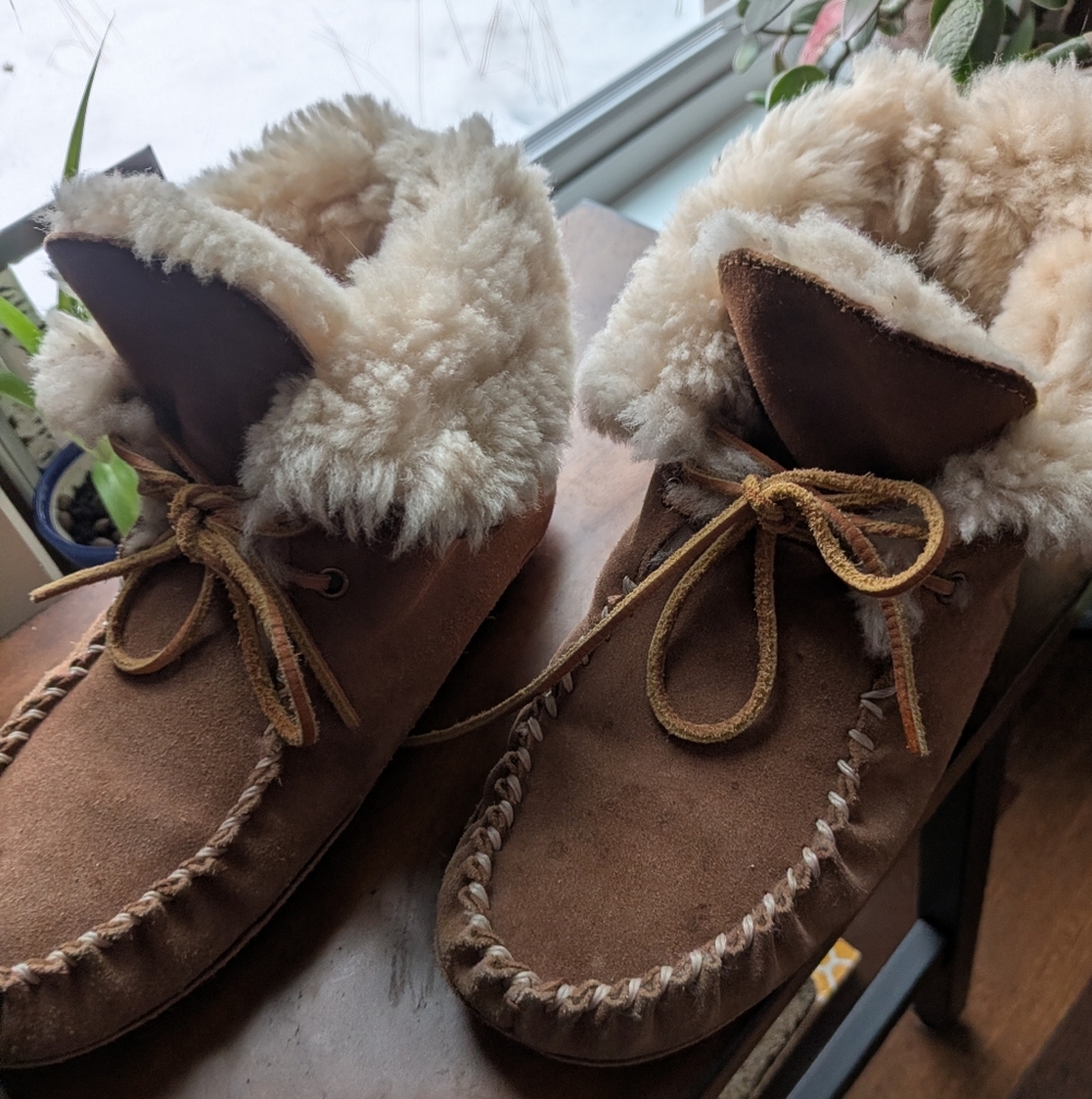 Acorn Moccasin Slippers - Picture 6 of 9